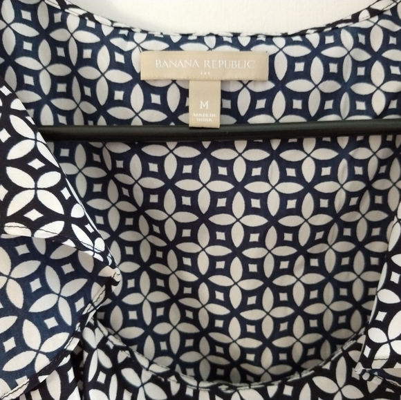Banana Republic blouse. - Picture 2 of 2